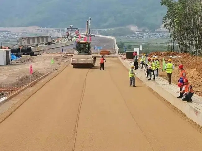 华池路基工程